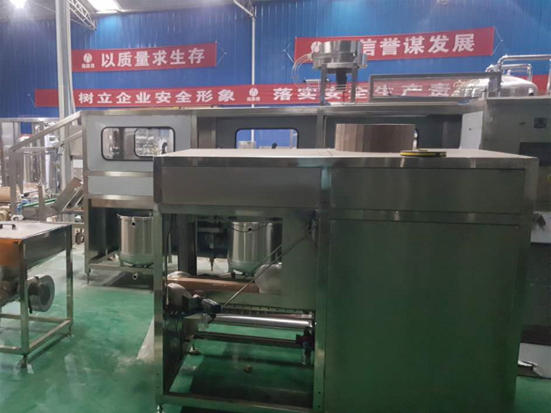 凈水設(shè)備濾芯為什么不保修？多久更換一次？